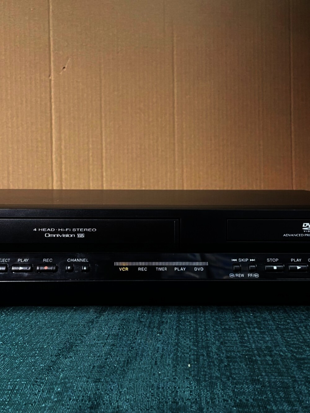 Panasonic Pv-d4745/s-k Dvd Player Vhs Recorder 2 In 1 Combo Vcr